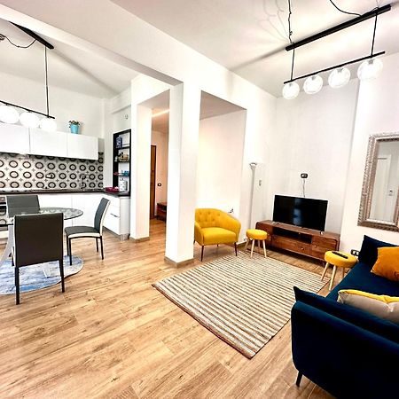 Апартаменты Lombardo'S Family - Free Private Parking 700M From The Station! Специя Экстерьер фото