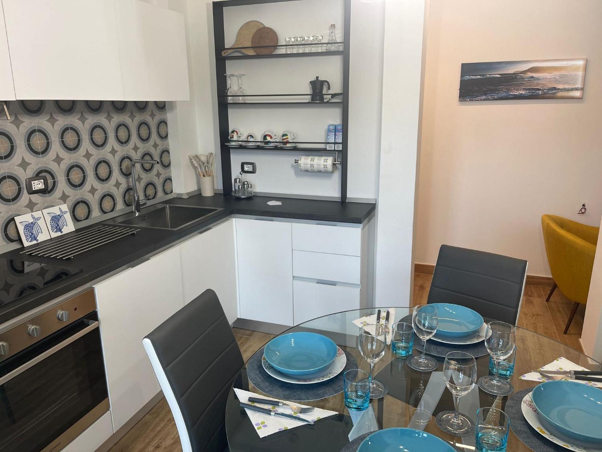 Апартаменты Lombardo'S Family - Free Private Parking 700M From The Station! Специя Экстерьер фото